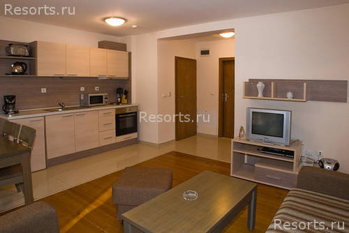 Eagles Nest Hotel 13